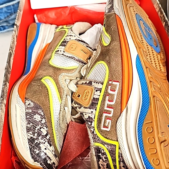 Gucci Sneakers - Picture 8 of 9